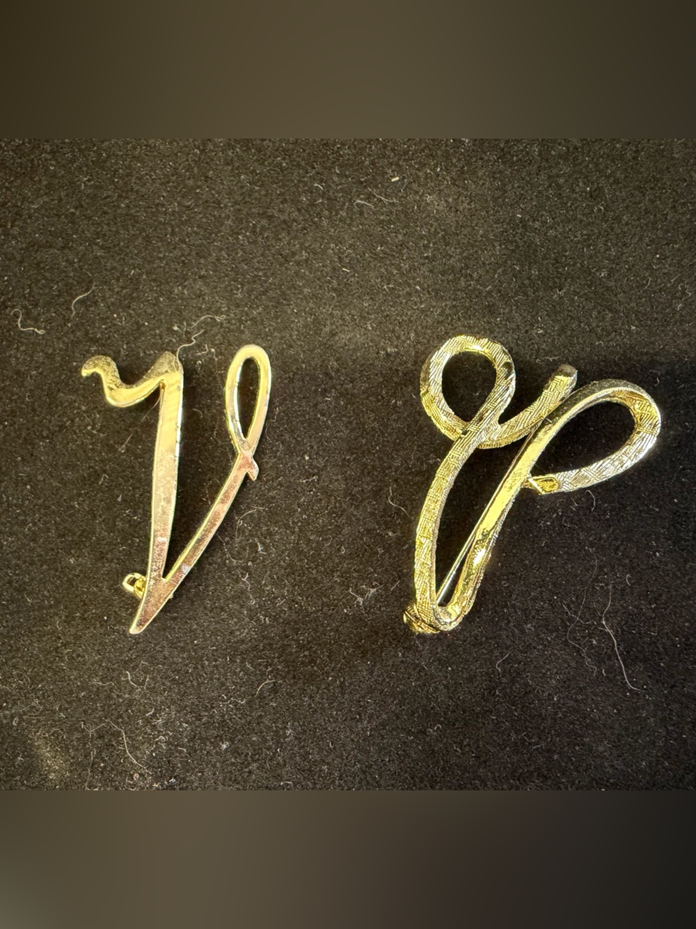 Two Goldtone Letter V Brooch Pin - Elegant Script Initial Accessory